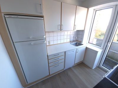 Hyggelig 3-værelses lejlighed med altan og parkeringsmulighed - Skivevej, Holstebro - 2