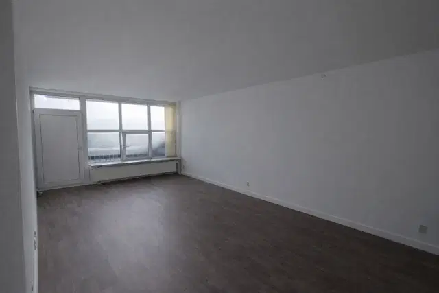 apartment Lys 2-værelses nær centrum med parkering