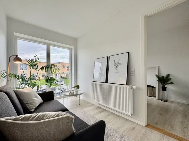 apartment Lys lejlighed med skovudsigt og egen indgang