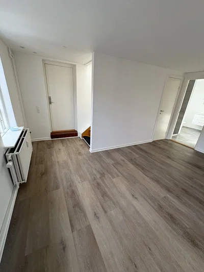 Rummelig 4-værelses lejlighed i to plan - Postvej, Tørring - 2