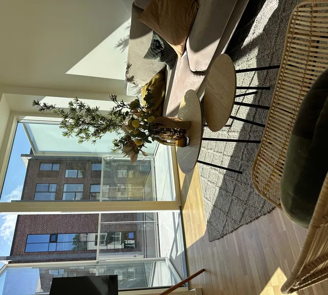 apartment Lys 4-værelses lejlighed med sydvendt altan