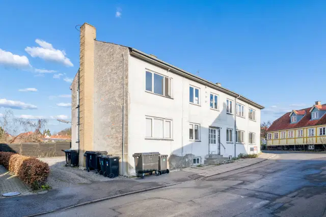 apartment Stueplanslejlighed tæt på havn og grønne områder