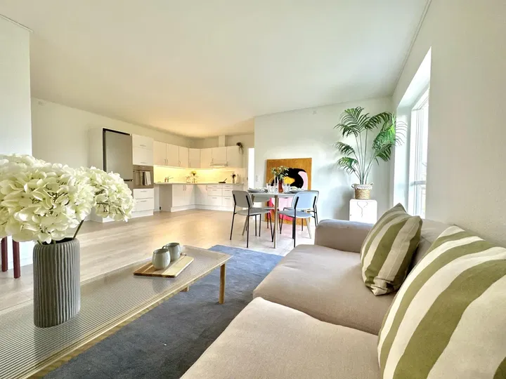 3-room apartment in a peaceful green oasis – photo 1