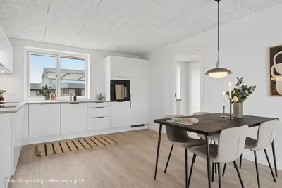 Lyst parcelhus med have og terrasser i Lunderskov - Majsvang, Lunderskov - 3