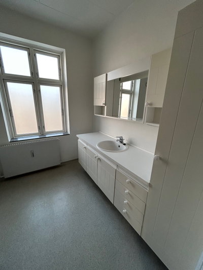 Stor 2-værelses lejlighed med stor altan - Kongensstræde, Fredericia - 2