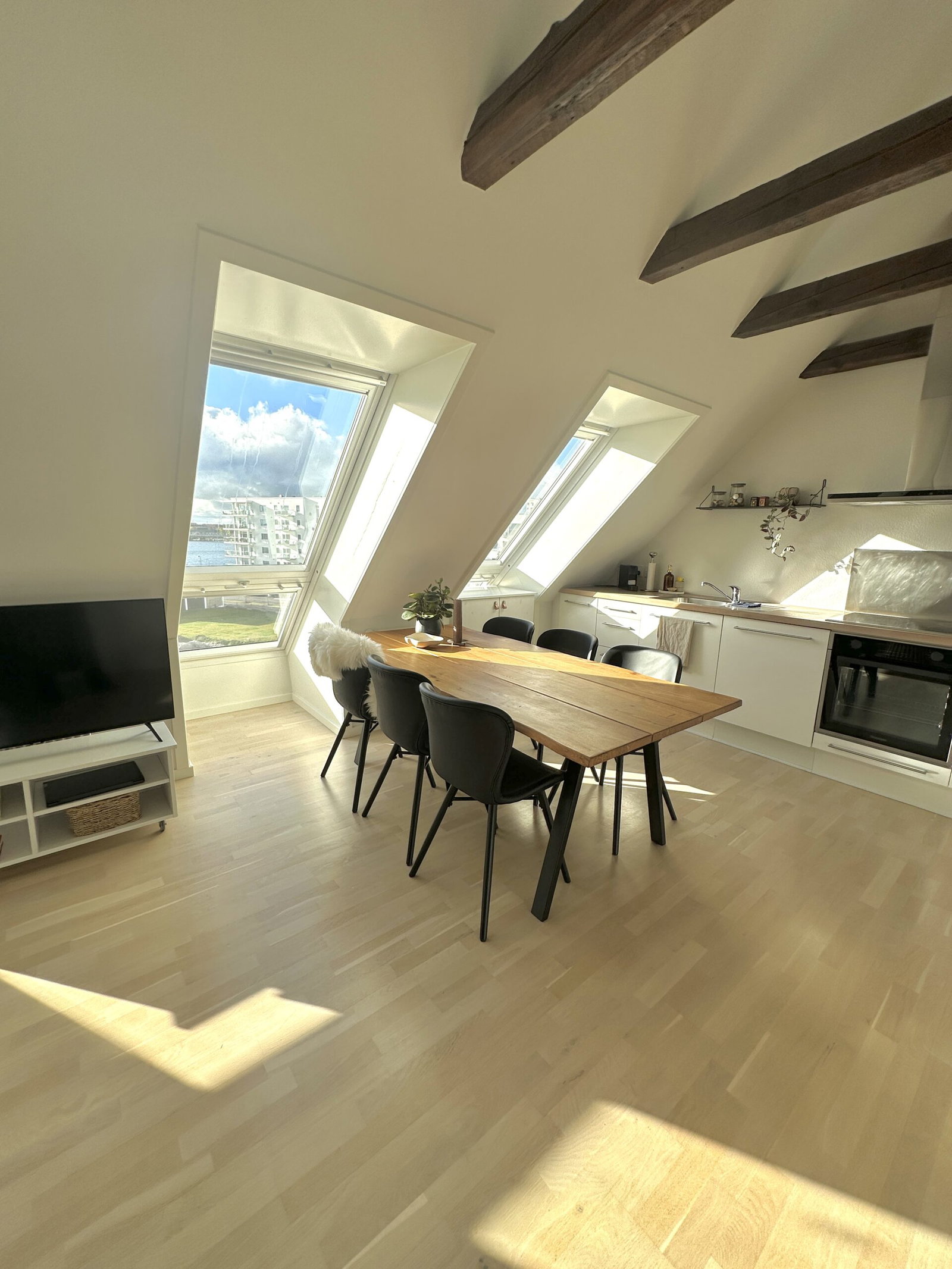 apartment Eksklusiv taglejlighed med udsigt udover Aalborg og Limfjorden!
