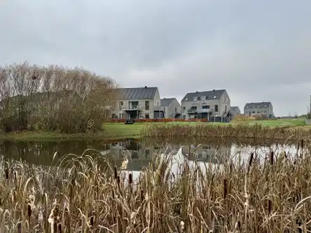 apartment Lys 3-værelses på 1. sal med altan