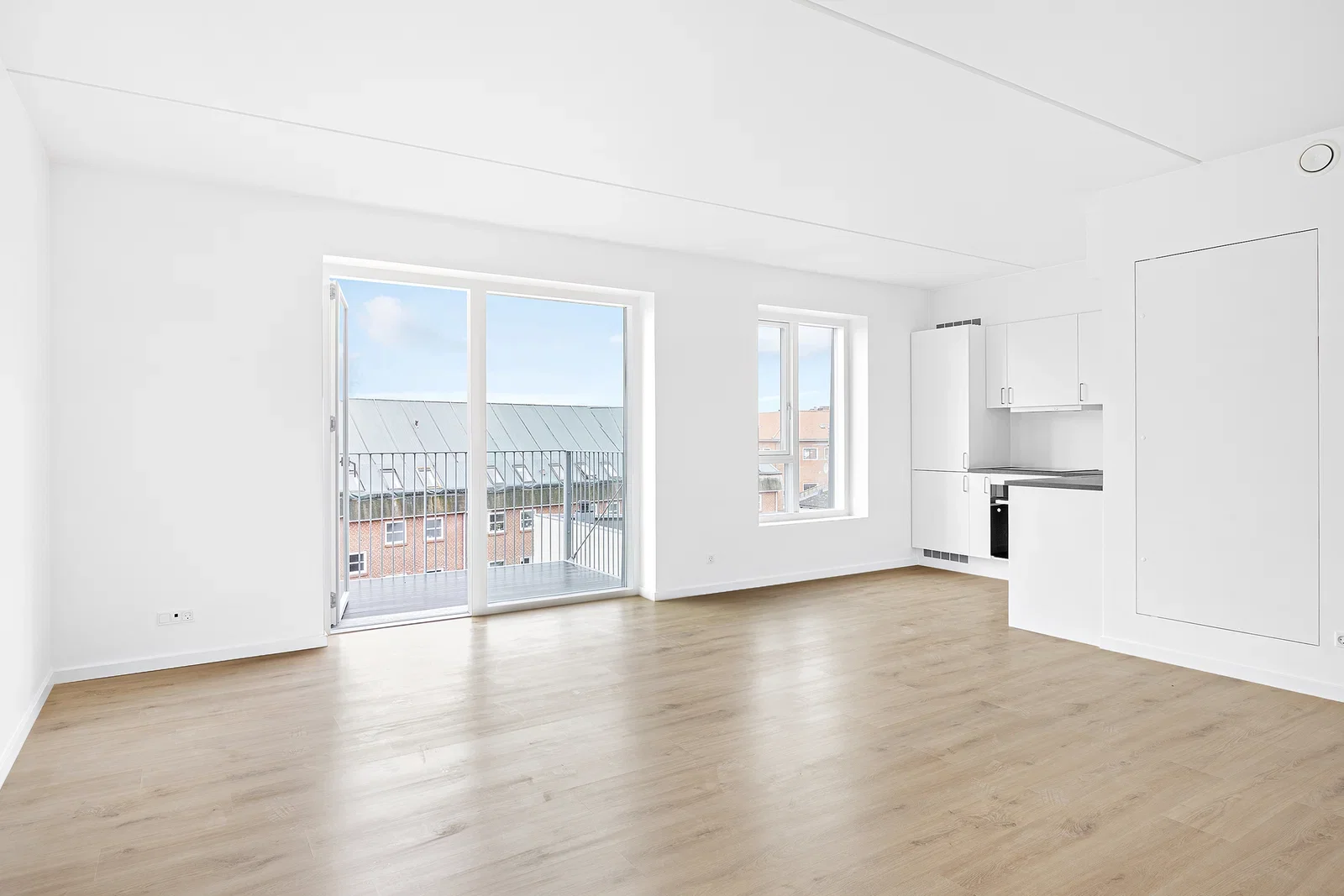 apartment 3-værelses lejlighed med altan i centrum af Frederikssund
