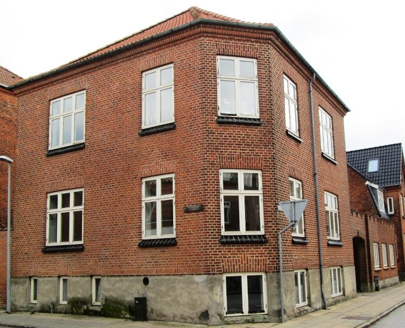 apartment Nyrenoveret 3-værelses lejlighed i to plan