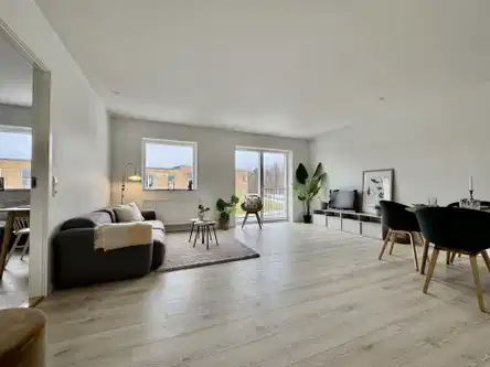apartment Stor lejlighed i roligt, grønt område med gratis parkering