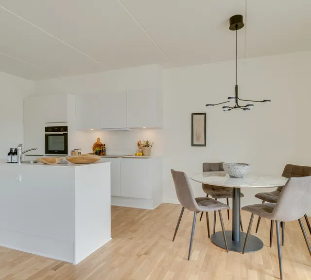 apartment Bright 3-Room Apartment with Balcony in Odense SV