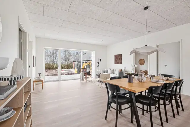 townhouse Lyst og velindrettet 5-værelses rækkehus