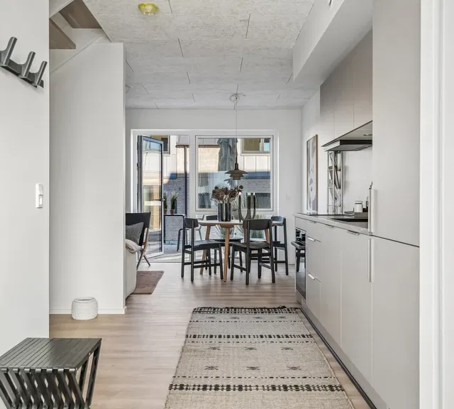 townhouse Rummeligt rækkehus i Vestbjerg med terrasse og 2 plan