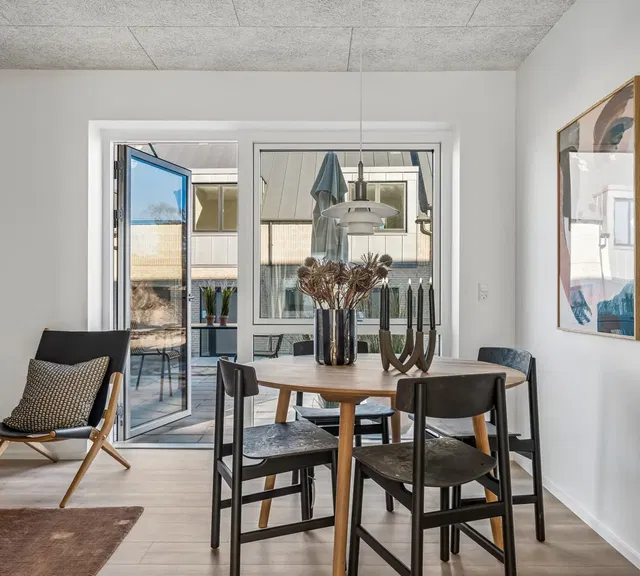 townhouse Rummeligt rækkehus i Vestbjerg nær indkøb