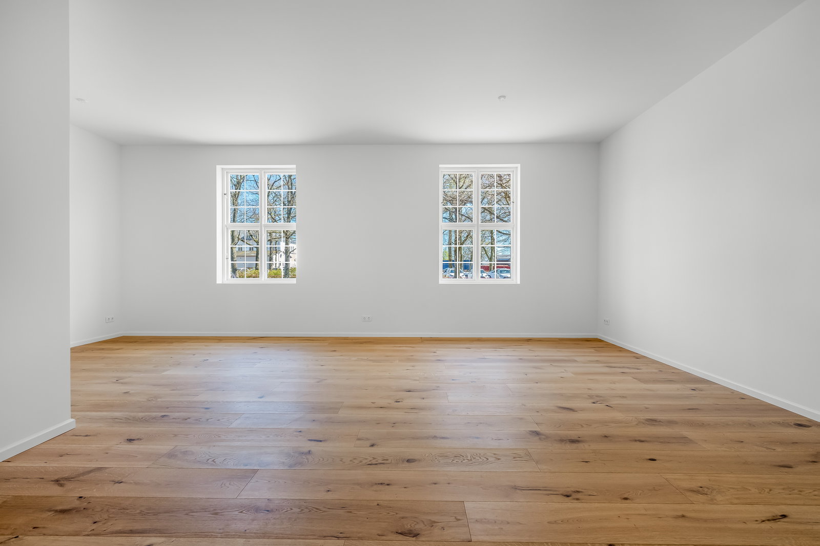 apartment Renoveret lejlighed med bevaret klassisk stil