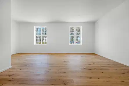 apartment Renoveret lejlighed med bevaret klassisk stil