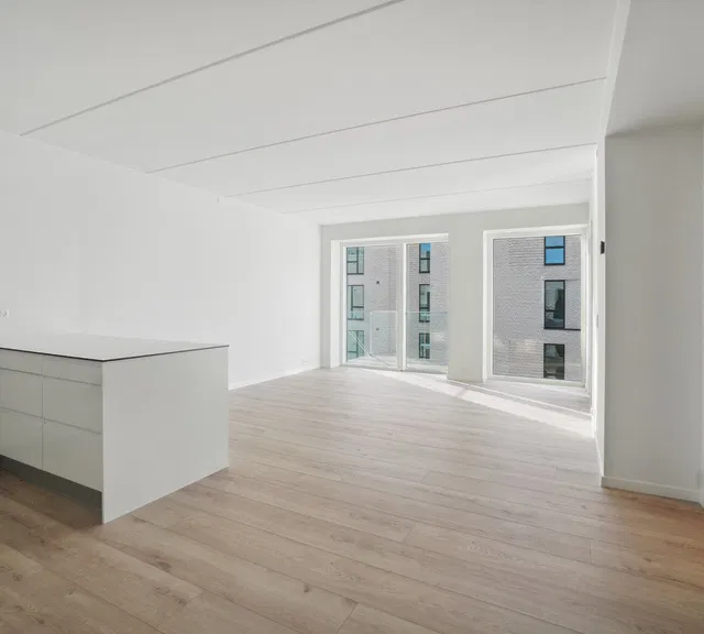 apartment Moderne lejlighed med altan, terrasse og vandudsigt