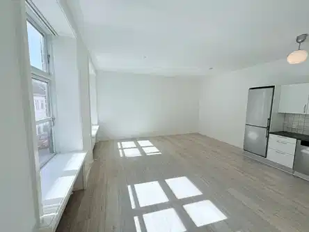 apartment Renoveret 2-værelses lejlighed på 65 kvm i Nørresundby