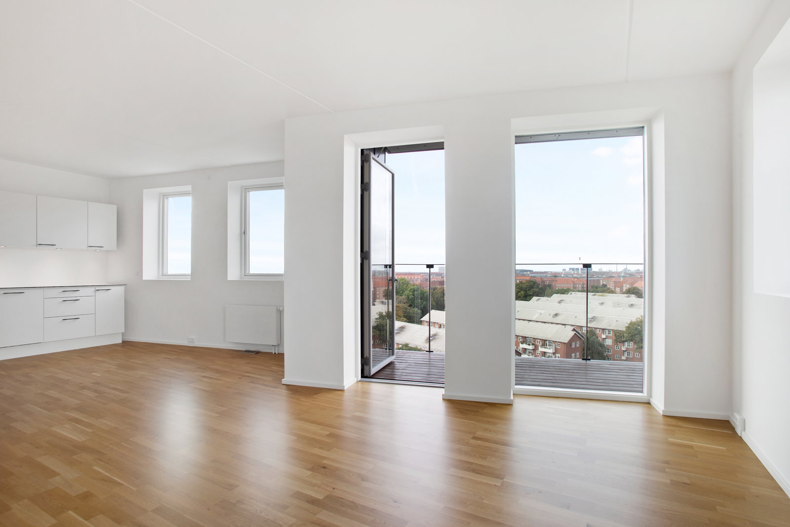 apartment Bright 3-room apartment with west-facing balcony