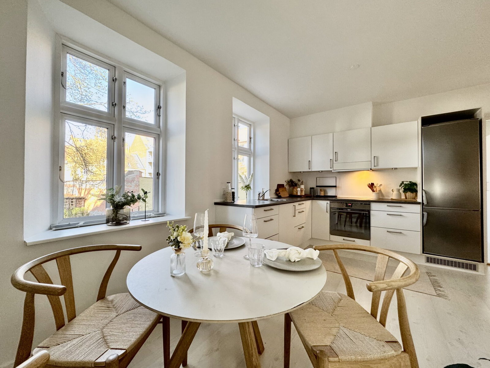 apartment Rummelig, central lejlighed med hyggelig gårdhave
