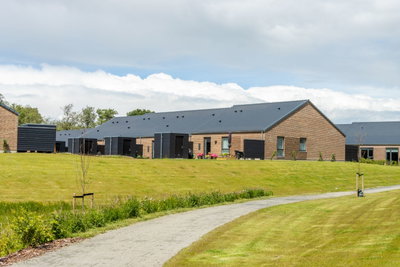 Indbydende rækkehus med terrasse i Silkeborg - Birksvej, Silkeborg - 1