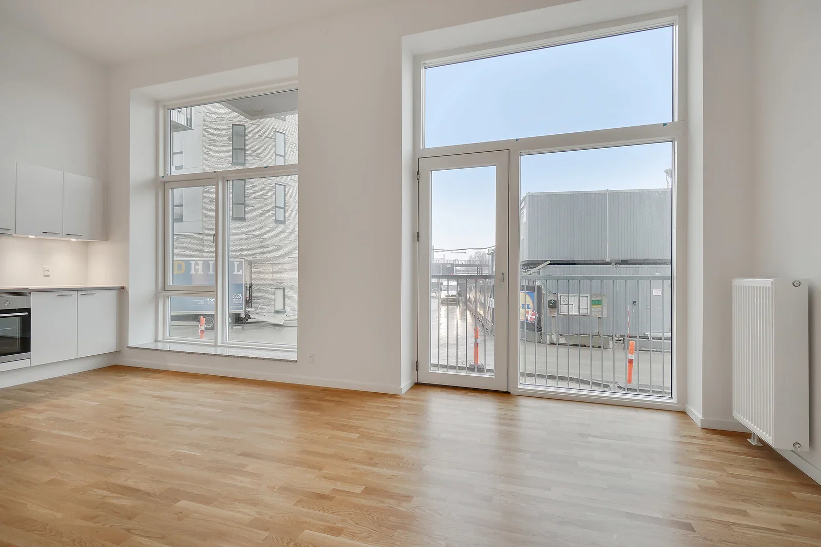 apartment 2-room residence with private outdoor area