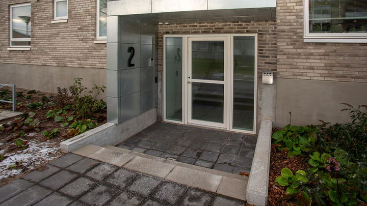 Renovated apartment with new windows and floors - Rosborgvej, Frederikshavn - 3