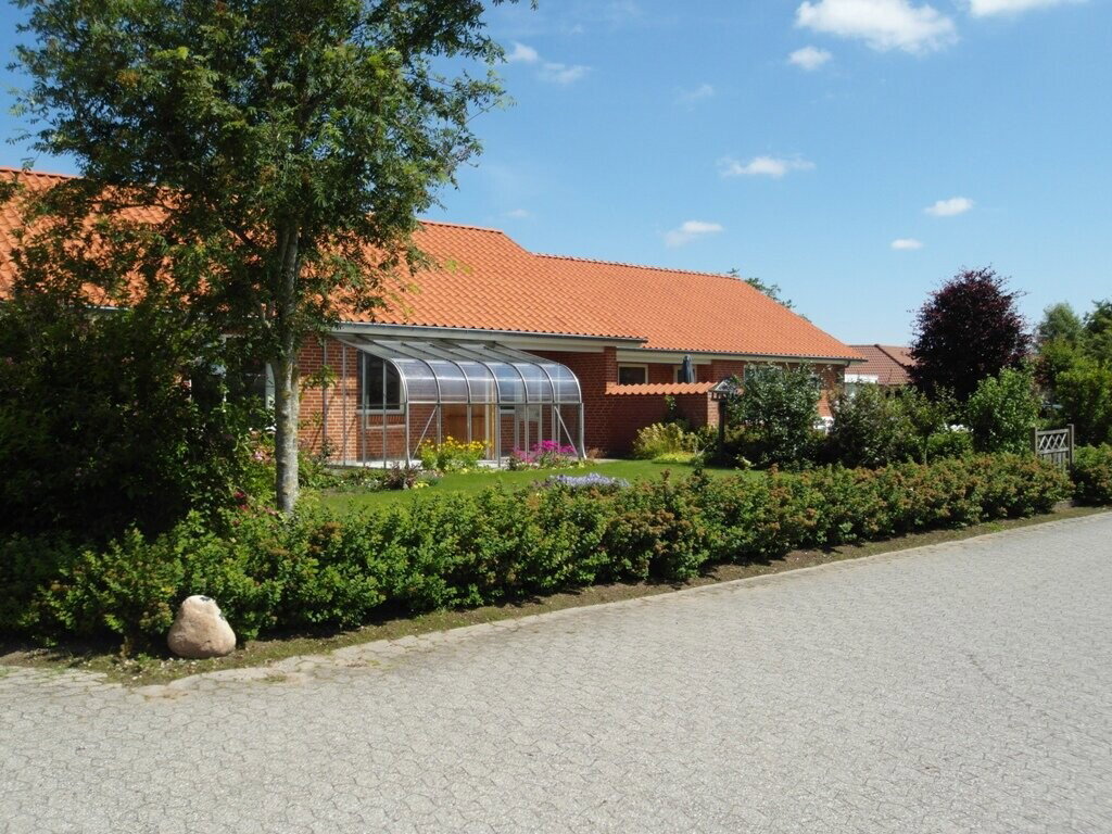 townhouse Time-limited tenancy