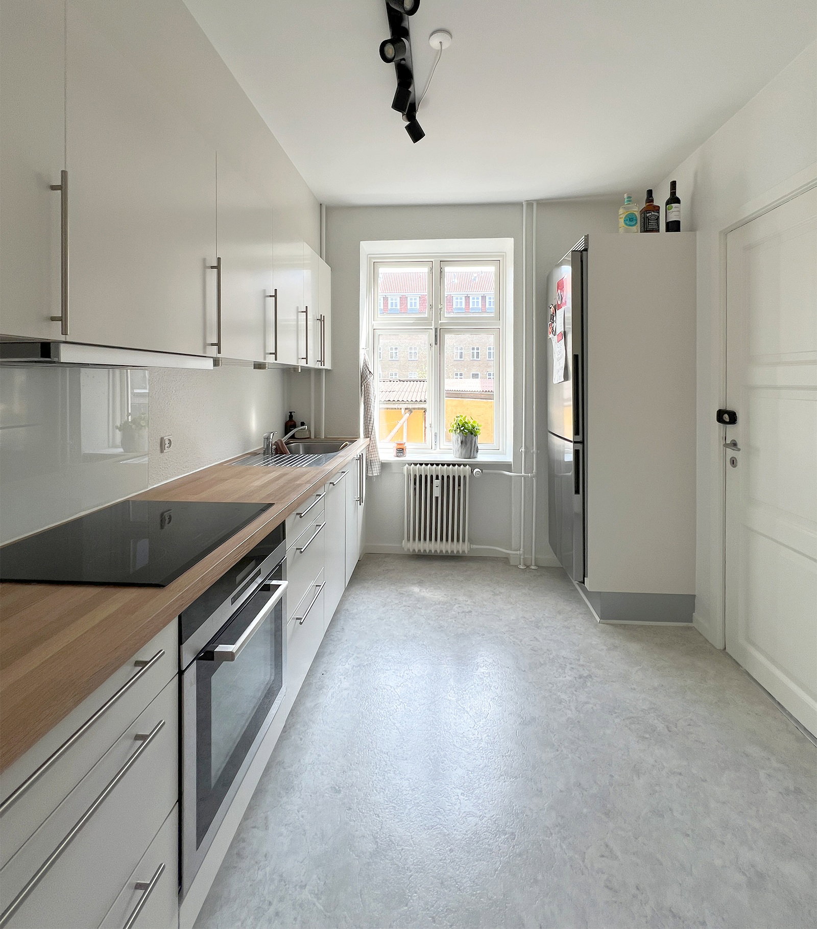 apartment Lys og indflytningsklar 2-værelses lejlighed i Aalborg Vestby!