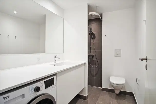 apartment 4-room apartment with balcony or terrace
