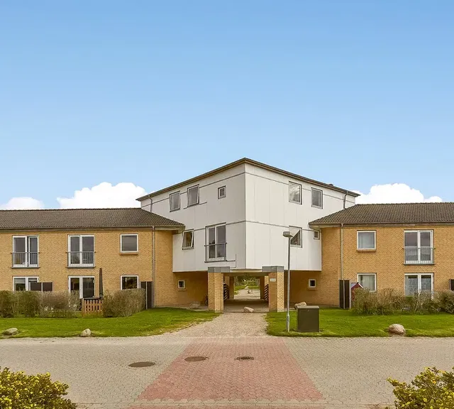 apartment Family-friendly 2-room home of 71 m² in Odense NE