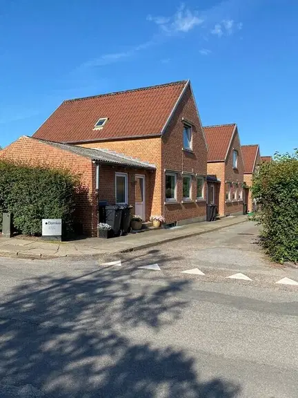 townhouse Time-limited tenancy