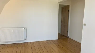 Charmerende 2-værelses på øverste etage med tagterrasse - Lillegade, Grenaa - 3