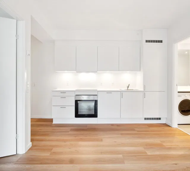 apartment 3-værelses bolig med privat altan
