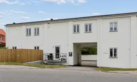 apartment Renoveret 3-værelses lejlighed med altan