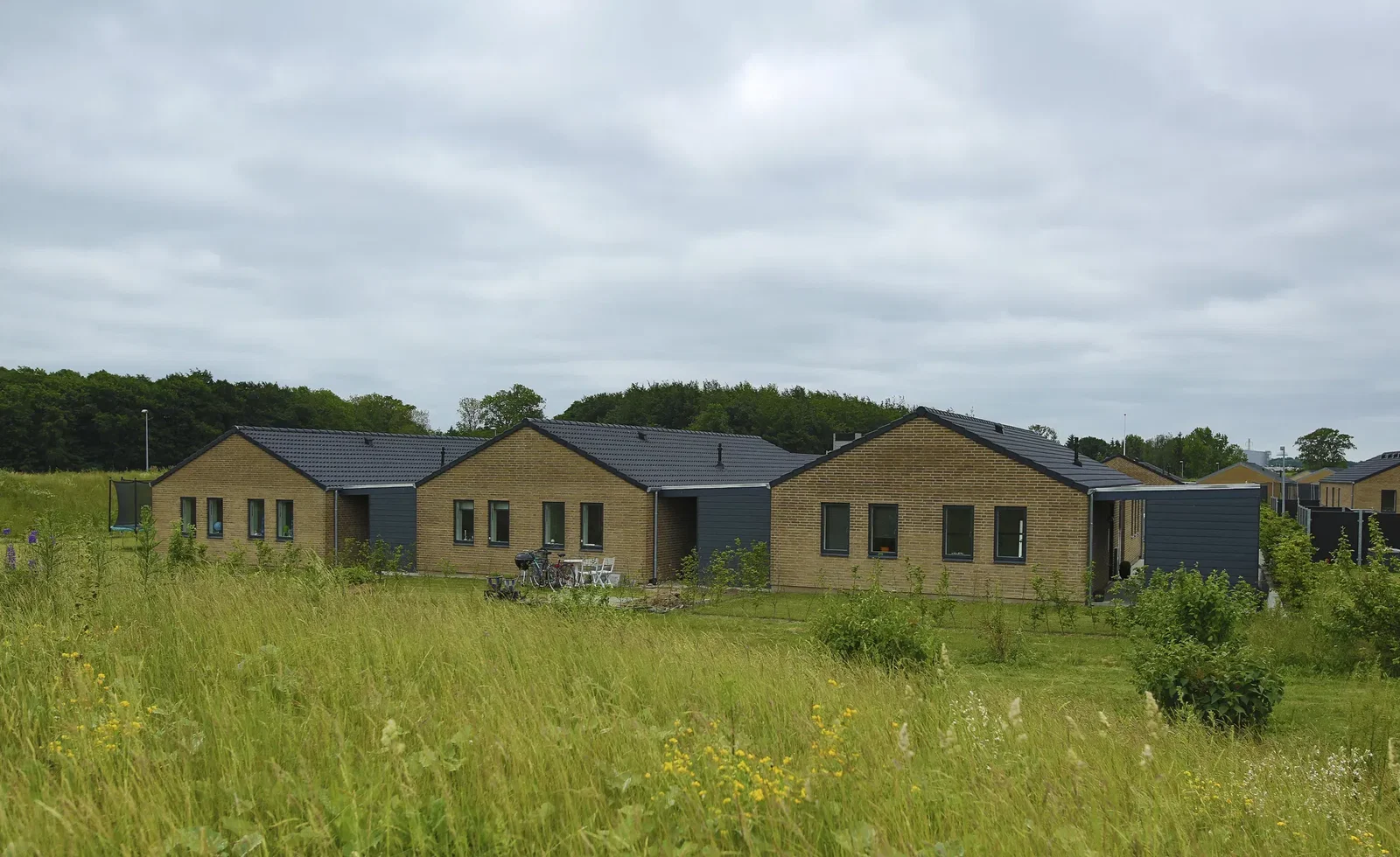house 4-værelses parcelhus med have og carport i Benløse nær Ringsted
