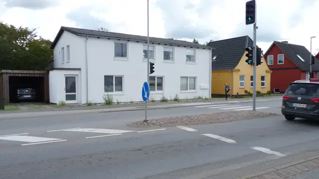 apartment Rummelig 4-værelses i stueplan på 124 m2 – central hverdagskomfort tæt på sygehus og bus