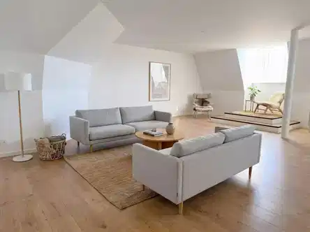 apartment Bo stort i historisk charme – ny 3-værelses på 133 m²!