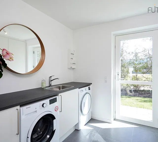 townhouse Lækkert dobbelthus med fire værelser i Odense N