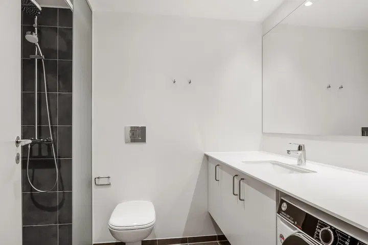 Lys og moderne lejlighed med altan i grønne omgivelser - Tekstilgangen, Odense C - 3