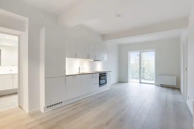apartment 3-room apartment with private balcony in charming building