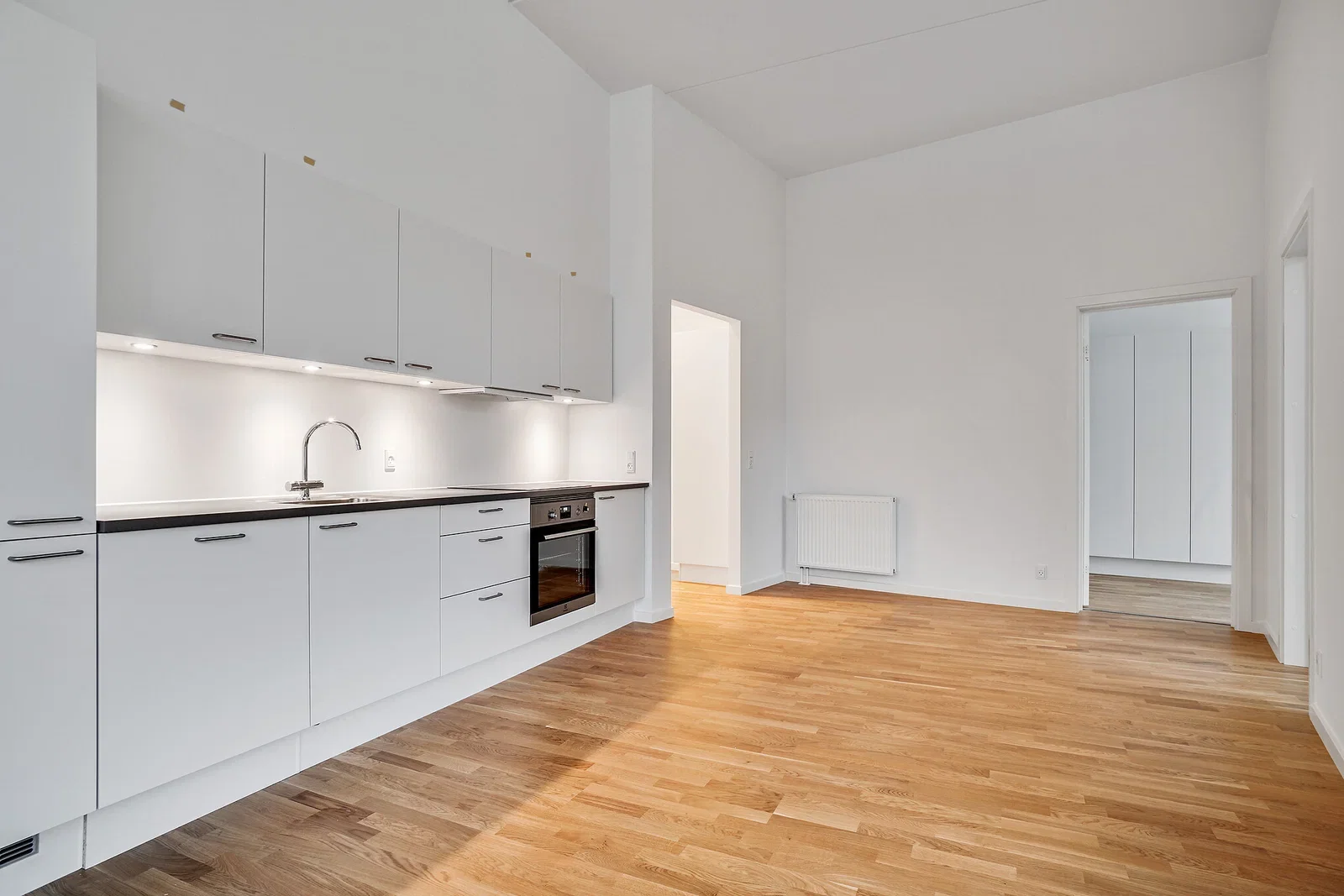 apartment Lyst 4-vær. lejemål med altan/terrasse