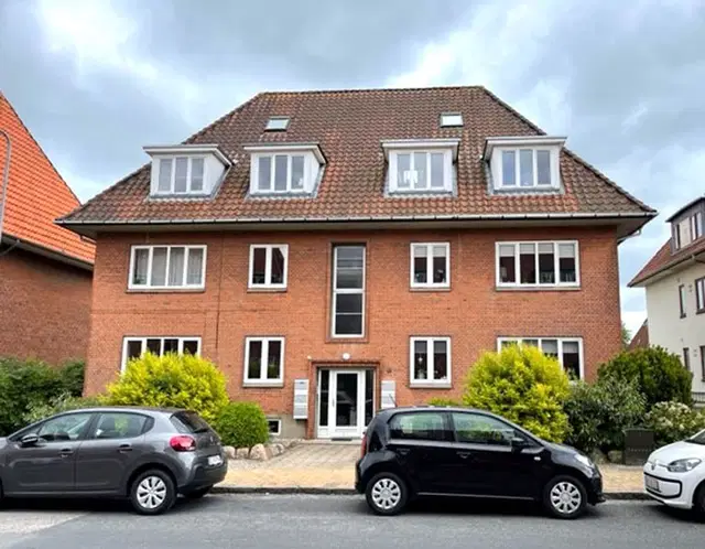 apartment Lys 3-værelses lejlighed i Odense M med altan