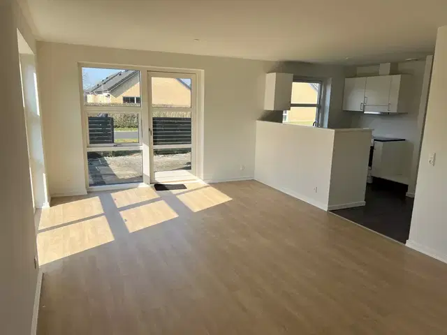 house Rækkehus/dobbelthus med carport og gulvvarme
