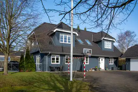 house Stor fuldt møbleret villa til 1-årig leje
