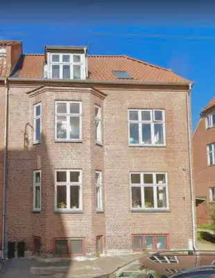 apartment Nyrenoveret 3-værelses lejlighed med haveadgang, Horsens