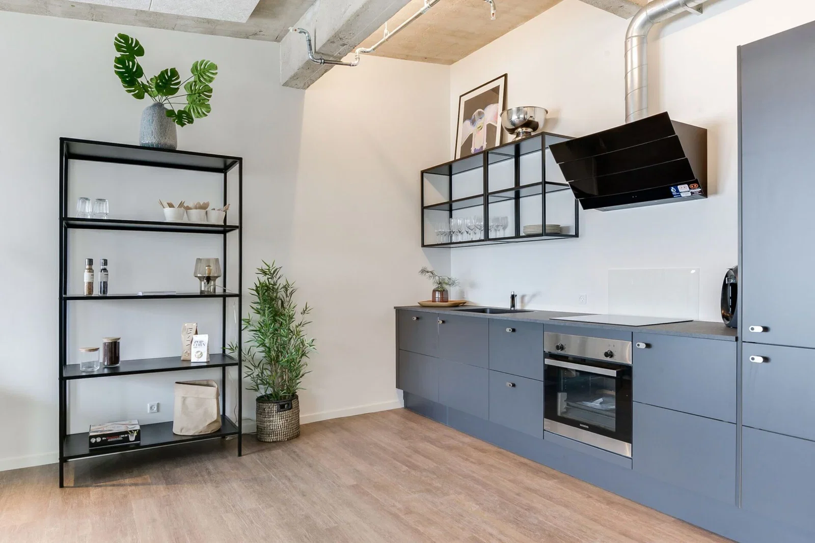 apartment New Yorker-style apartment with raw details in Aalborg Vestby