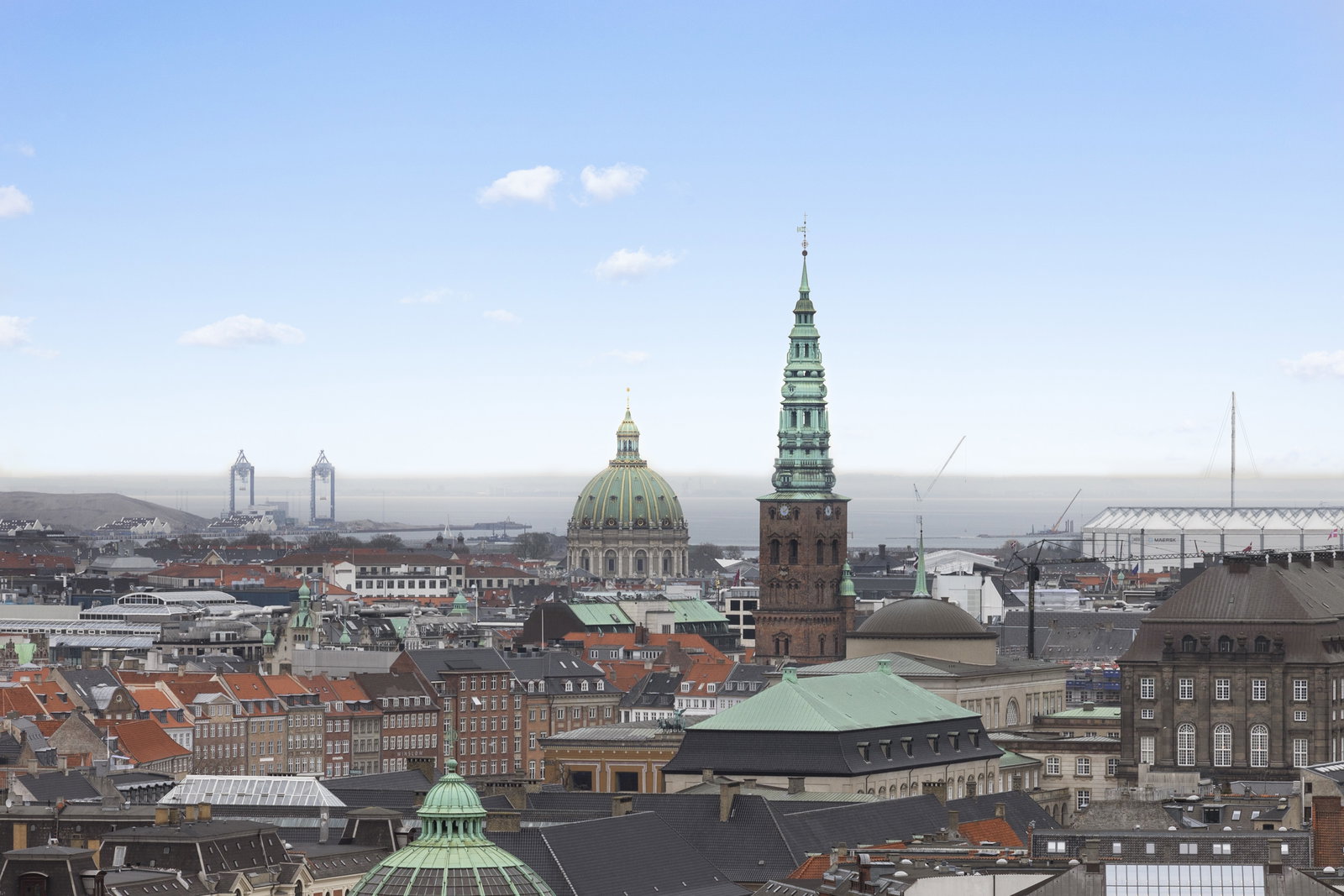 apartment Penthouse på 14. etage med privat tagterrasse og udsigt