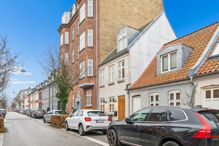 Eksklusivt renoveret byhus med privat have på Frederiksbjerg - Ole Rømers Gade, Aarhus C - 0