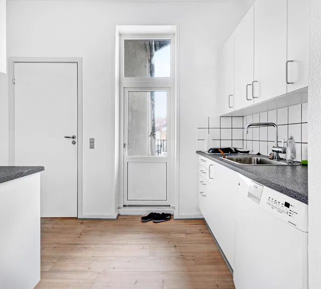 apartment Lyse 3-værelses i Hjørring med altan